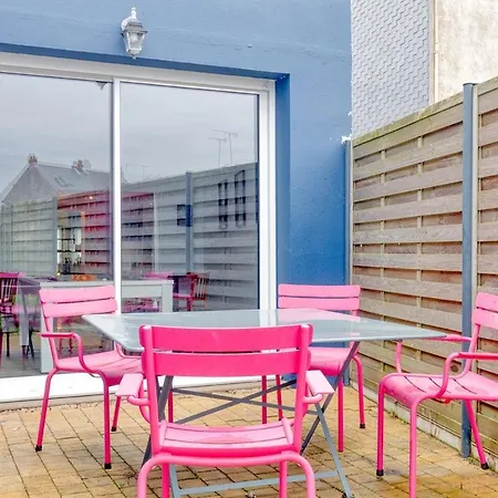 Holiday home L'Escale Maison Bleue Proche Chantiers Atlantique